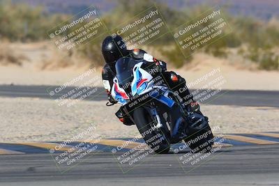 media/Jan-13-2024-SoCal Trackdays (Sat) [[9c032fe5aa]]/Turn 4 (135pm)/